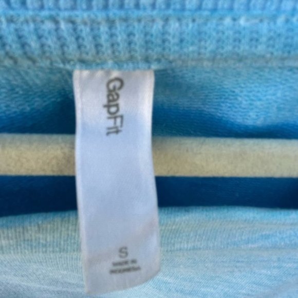 Gap Fit Women's Blue Crew Neck Turquoise Vintage Small - Picture 8 of 8